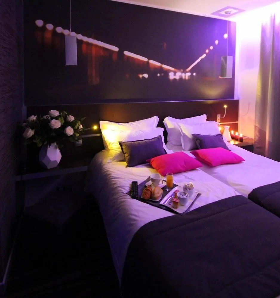 Hotel Lumieres Montmartre Párizs Franciaország