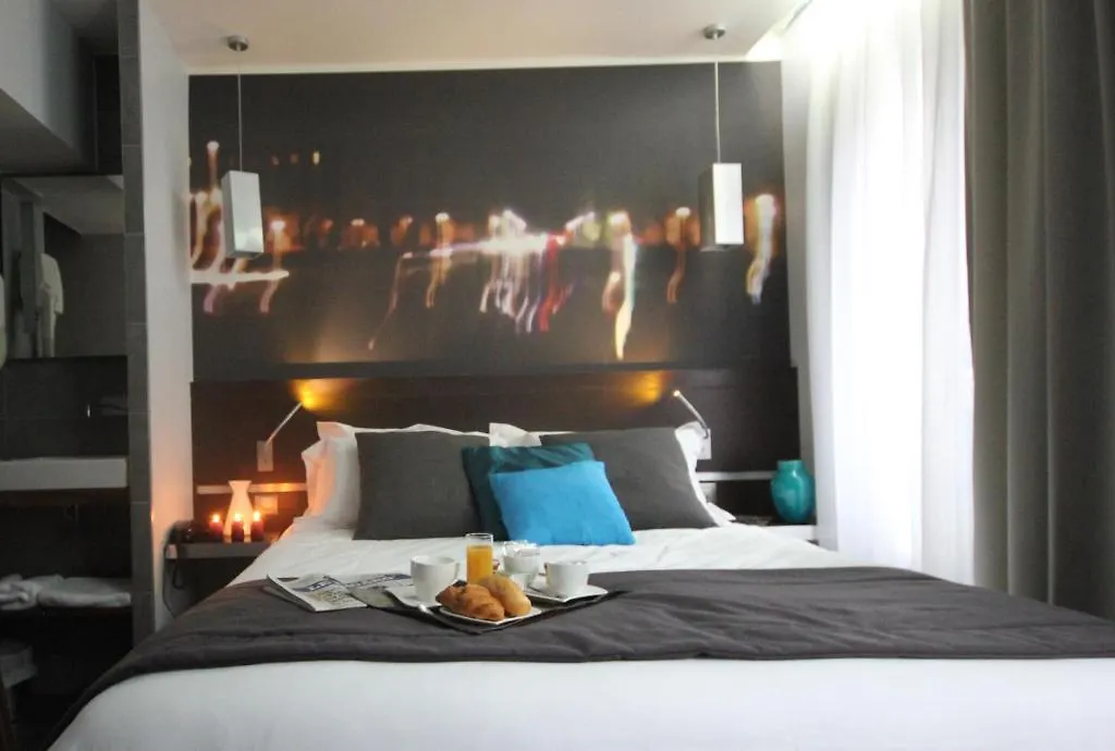 Hotel Lumieres Montmartre Párizs