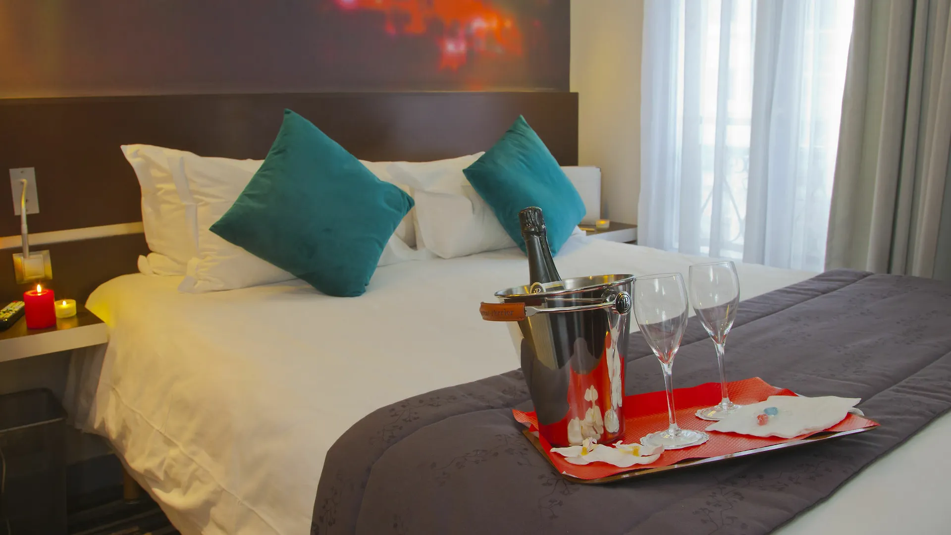 Hotel Lumieres Montmartre Párizs