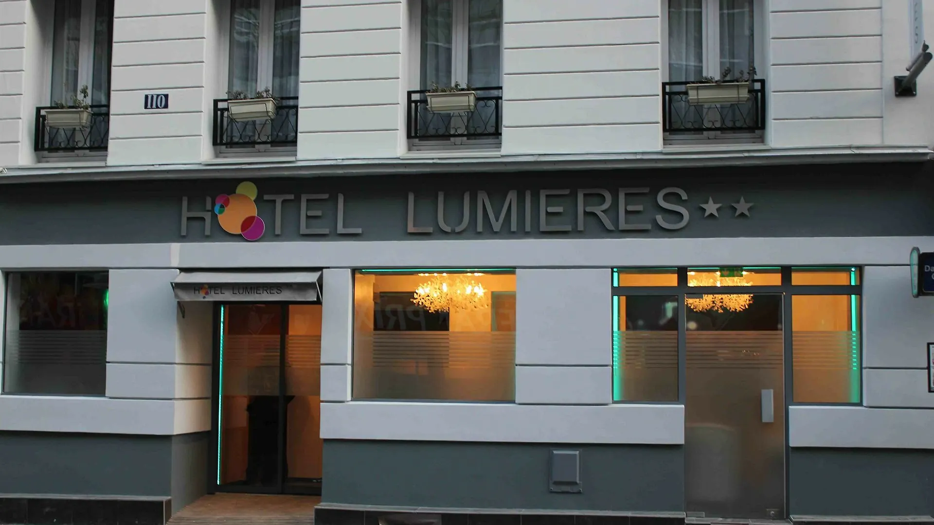 Hotel Lumieres Montmartre Párizs 3*,